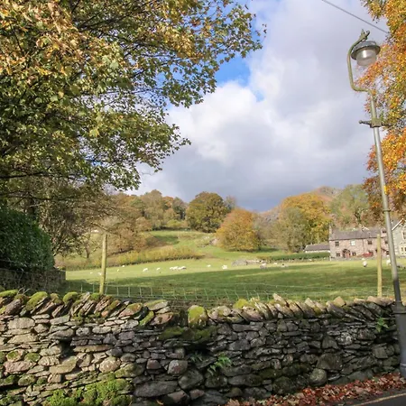 Old Bakers Ground Floor Centrally Located In With Patio Area Holiday home *