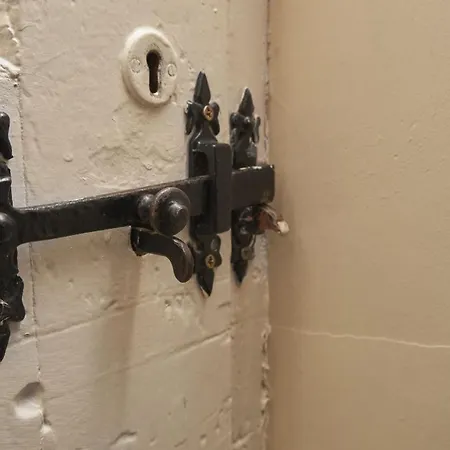 Old Bakers Ground Floor Centrally Located In With Patio Area Casa vacanze Grasmere