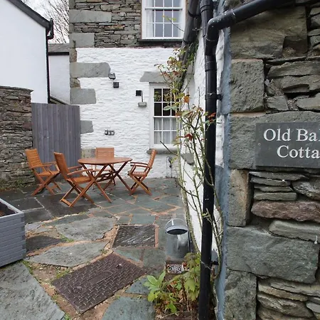 Old Bakers Ground Floor Centrally Located In With Patio Area *