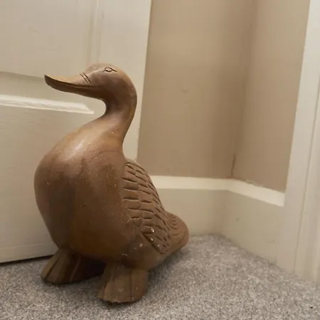 Дом отдыха Old Bakers Ground Floor Centrally Located In With Patio Area