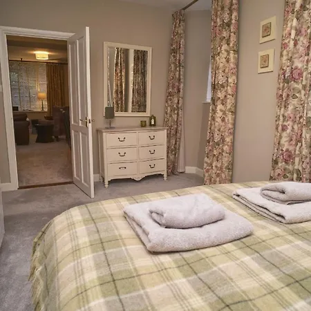 Дом отдыха Old Bakers Ground Floor Centrally Located In With Patio Area